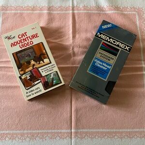 🔥7/$10 Bundles🔥 VHS Cat Video & TapeCleaner